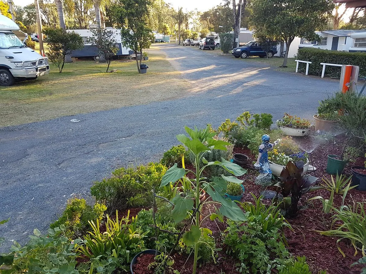 Rose City Caravan Park Warwick Campsite